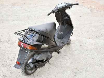 Suzuki-Address-V100-2
